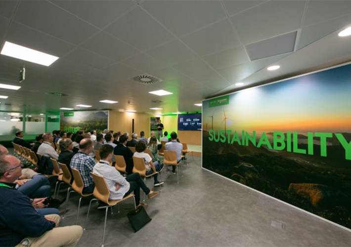 foto noticia Schneider Electric reúne a más de 400 partners en Madrid, en los Innovation Days 2022